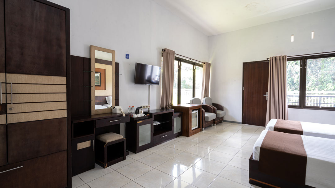 Deluxe Room 3